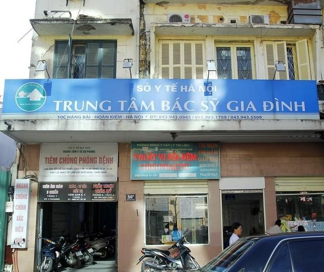 TIÊM CHỦNG ĐẠI TRÀ VACCINE COMBE FIVE CHO TRẺ EM TẠI TRẠM Y TẾ ĐỊA PHƯƠNG