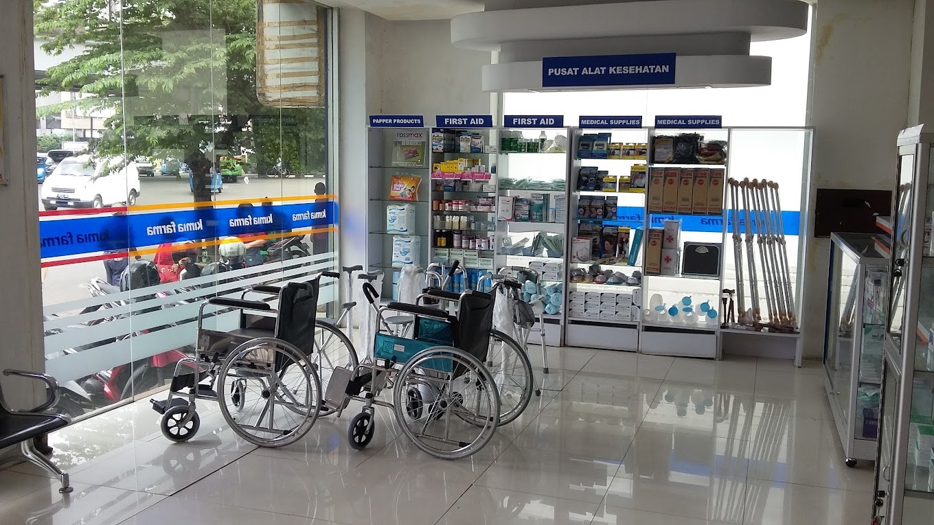 Apotek Kimia Farma Senen